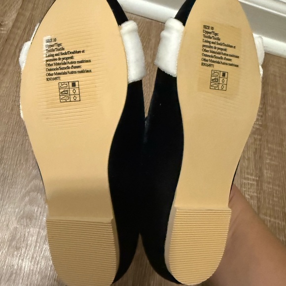 Janie and Jack Black and White Dress Shoes with Bow